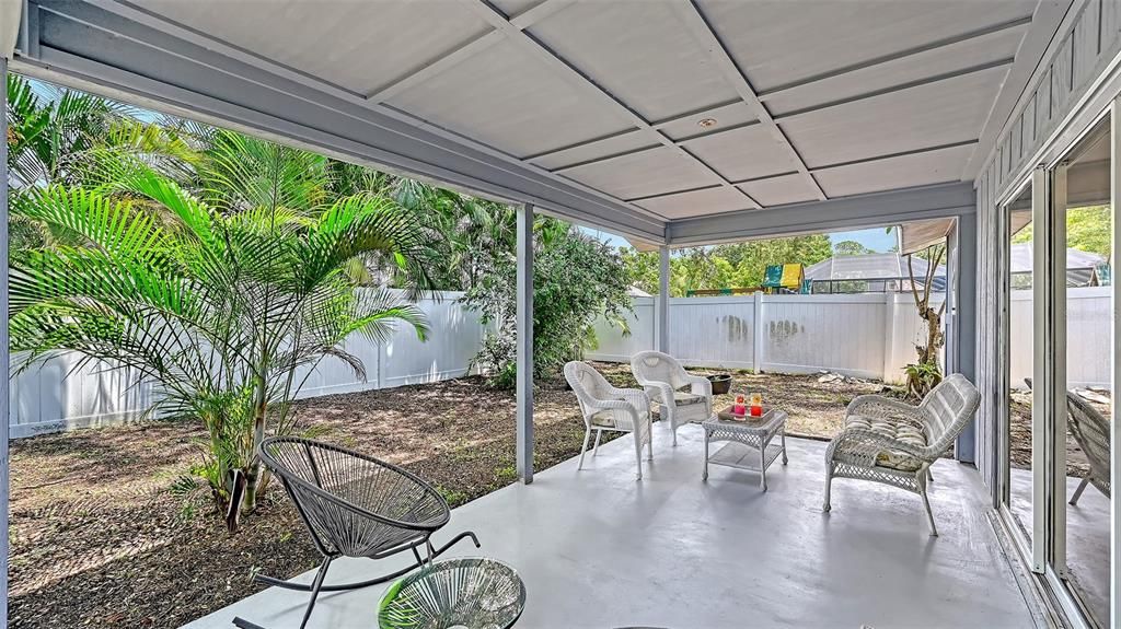 For Sale: $439,900 (3 beds, 2 baths, 1708 Square Feet)