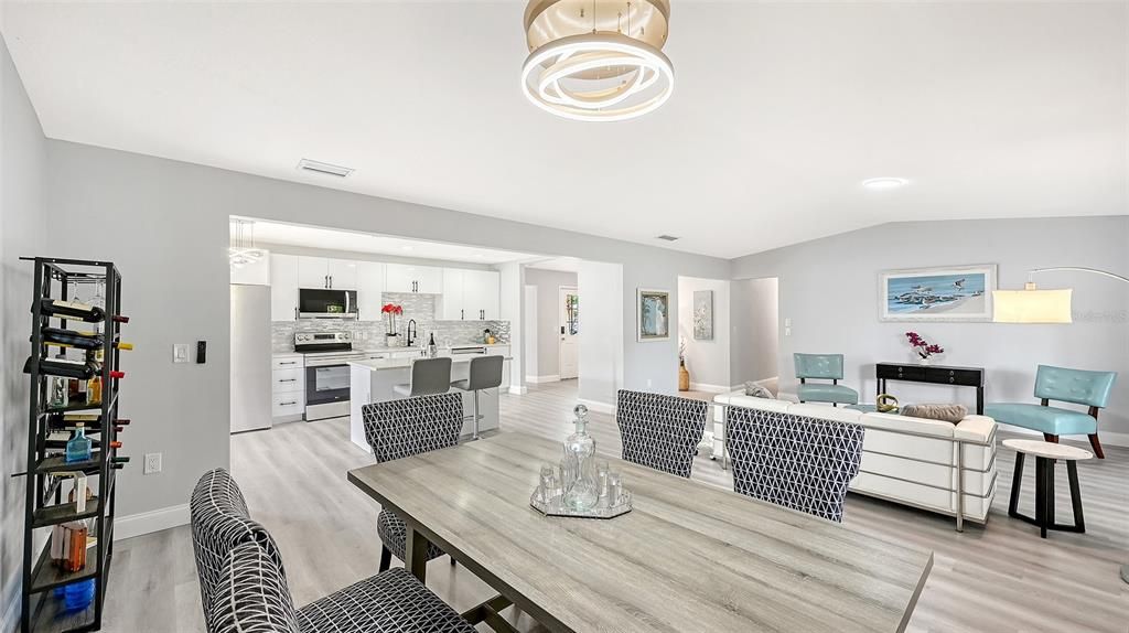 For Sale: $439,900 (3 beds, 2 baths, 1708 Square Feet)