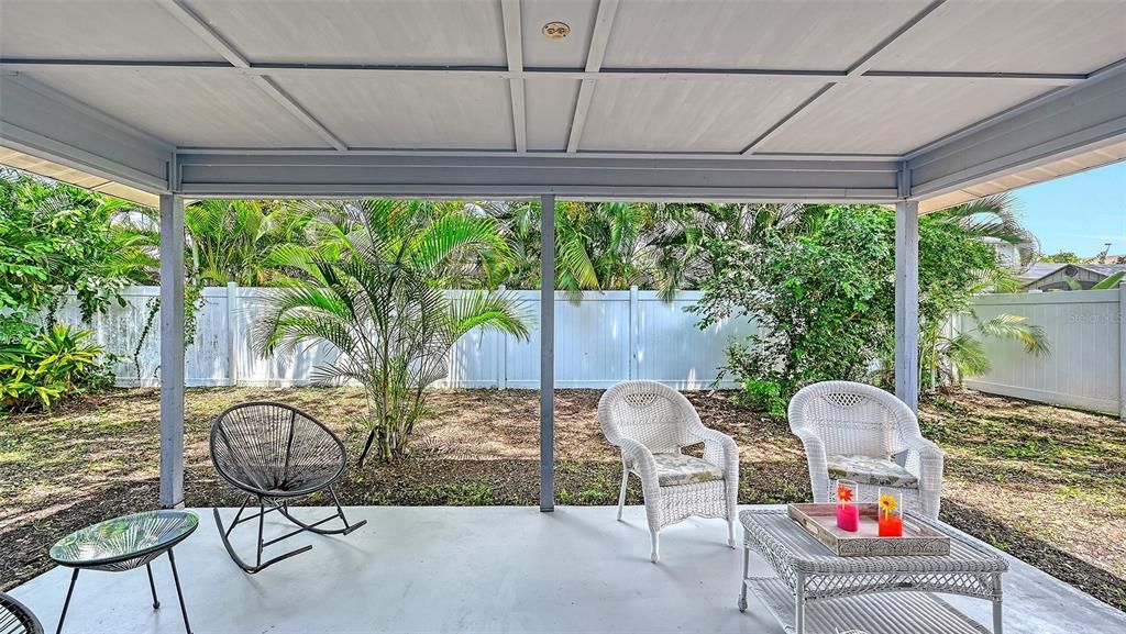 For Sale: $439,900 (3 beds, 2 baths, 1708 Square Feet)