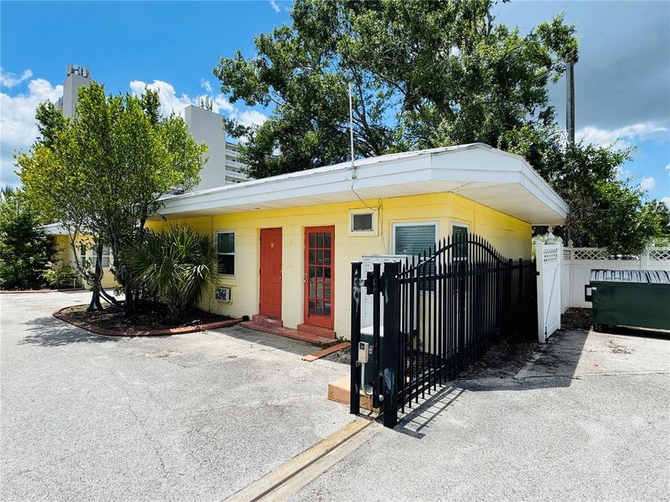 For Sale: $2,500,000 (15 beds, 0 baths, 700 Square Feet)