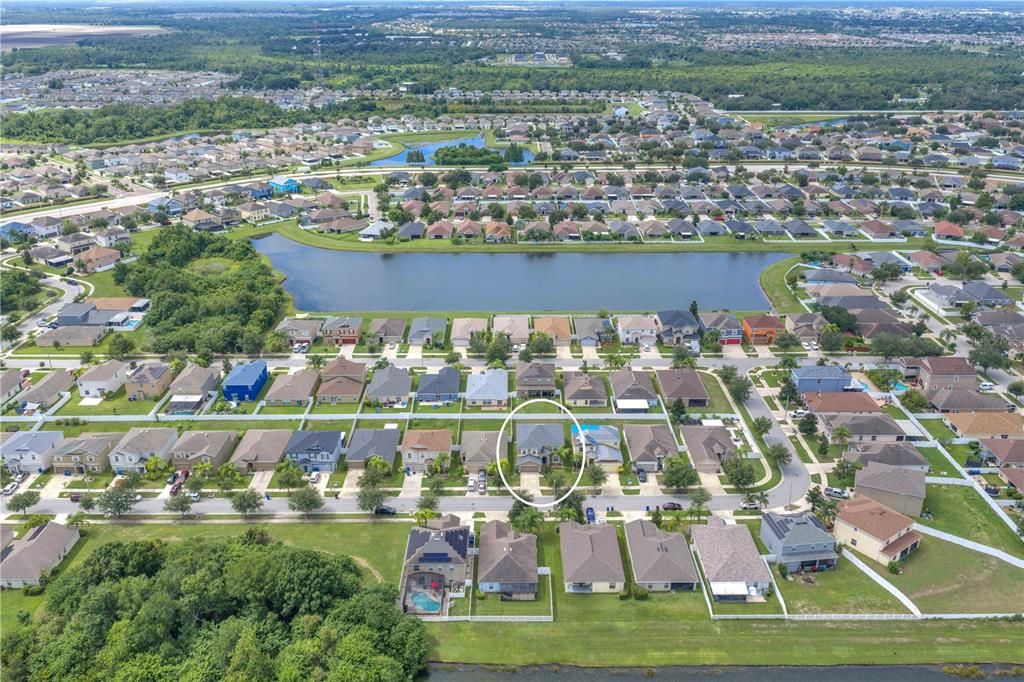 На продажу: $379,900 (6 спален, 3 ванн, 3054 Квадратных фут)