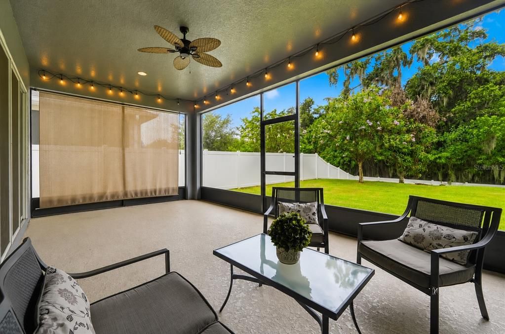 En Venta: $460,000 (4 camas, 2 baños, 2700 Pies cuadrados)