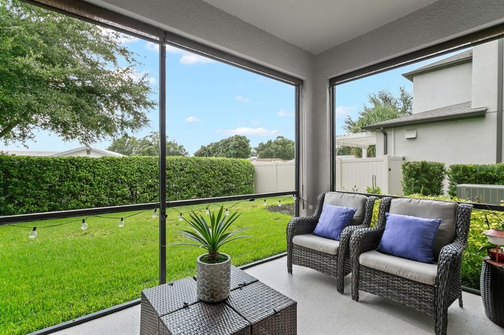 En Venta: $685,000 (4 camas, 3 baños, 2177 Pies cuadrados)