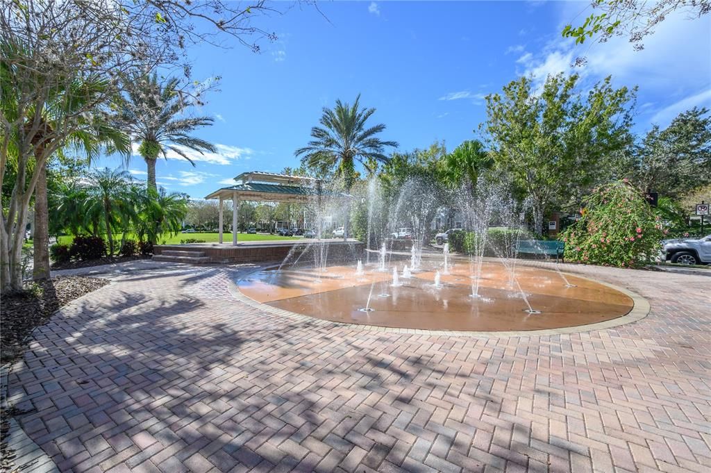 Activo con contrato: $835,000 (3 camas, 3 baños, 2554 Pies cuadrados)