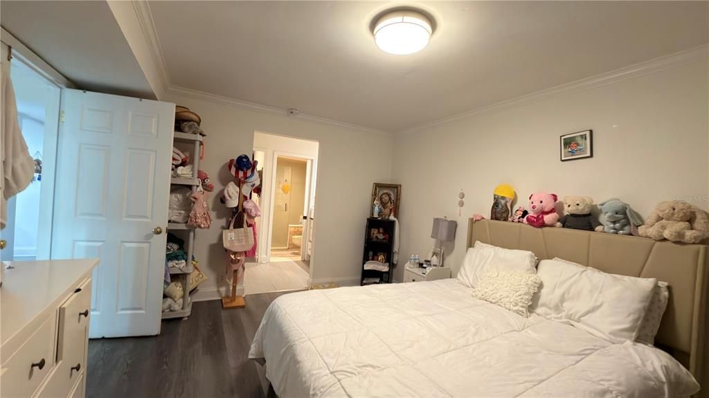 For Sale: $174,900 (2 beds, 2 baths, 1141 Square Feet)