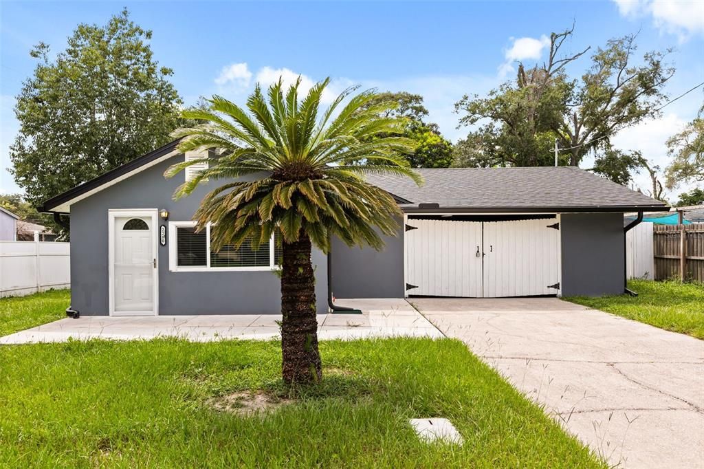 For Sale: $400,000 (3 beds, 2 baths, 1030 Square Feet)