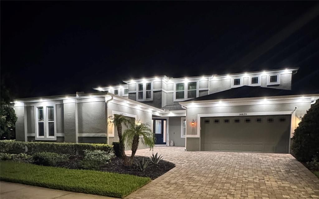 Activo con contrato: $1,050,000 (5 camas, 4 baños, 4732 Pies cuadrados)