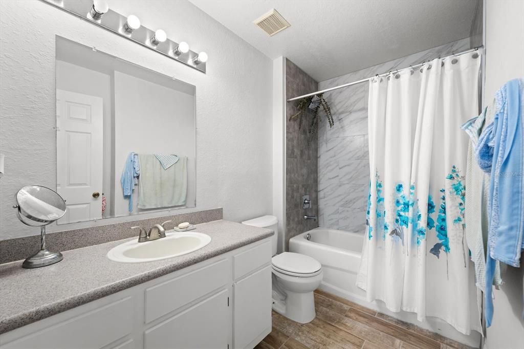 For Rent: $1,850 (2 beds, 2 baths, 1080 Square Feet)