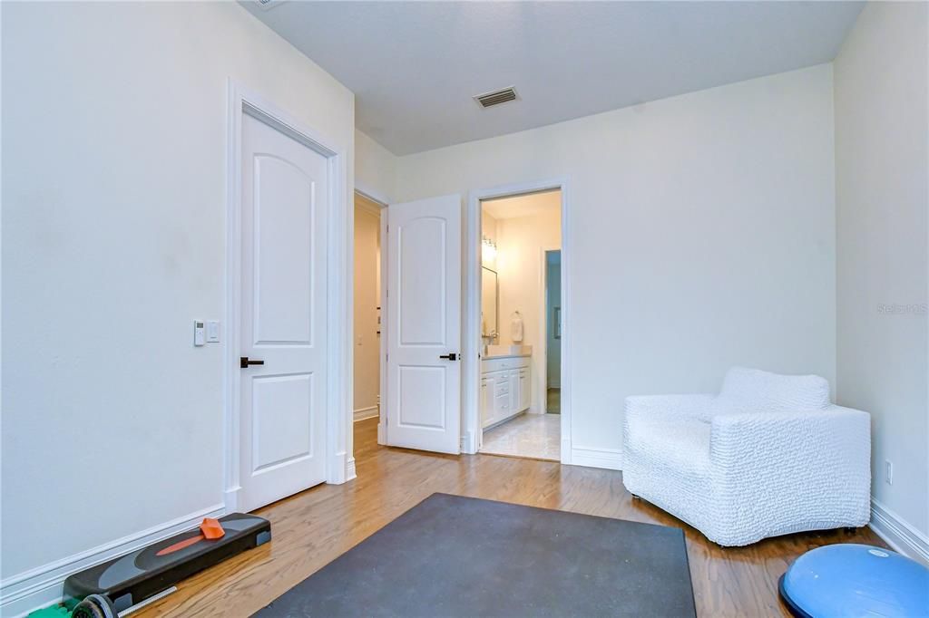 For Sale: $1,550,000 (5 beds, 4 baths, 3366 Square Feet)