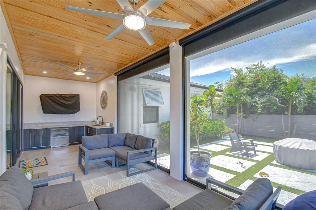 For Sale: $1,550,000 (5 beds, 4 baths, 3366 Square Feet)