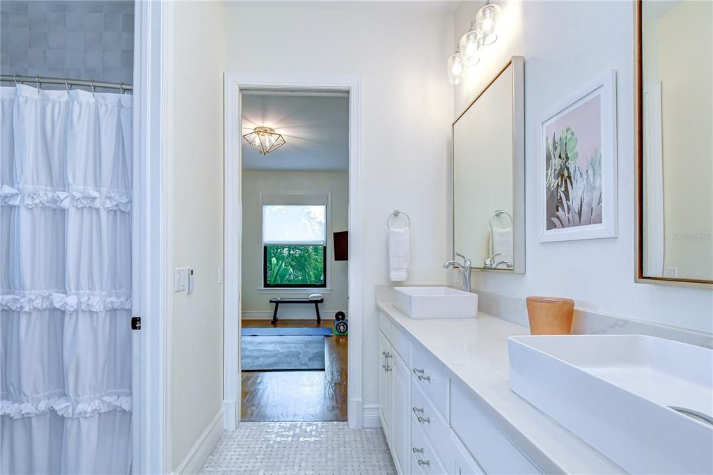 For Sale: $1,550,000 (5 beds, 4 baths, 3366 Square Feet)