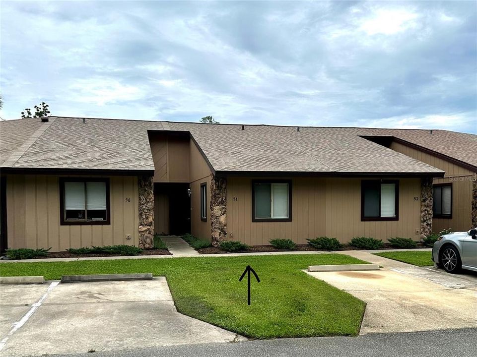 For Sale: $149,000 (1 beds, 1 baths, 797 Square Feet)