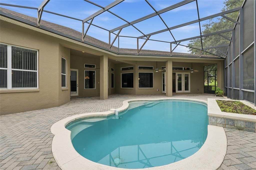 En Venta: $850,000 (4 camas, 4 baños, 3470 Pies cuadrados)