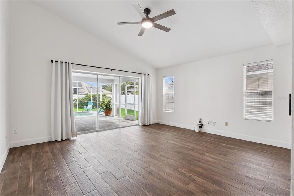 En Venta: $525,000 (3 camas, 2 baños, 2151 Pies cuadrados)