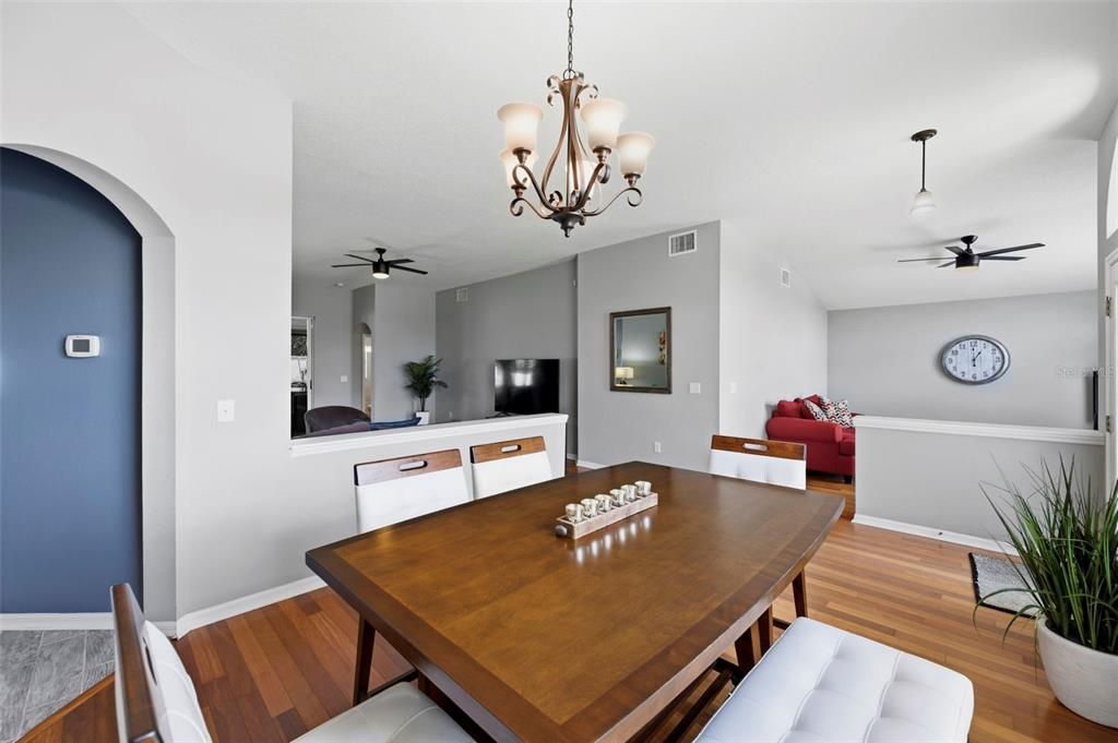 For Sale: $425,000 (4 beds, 2 baths, 2012 Square Feet)