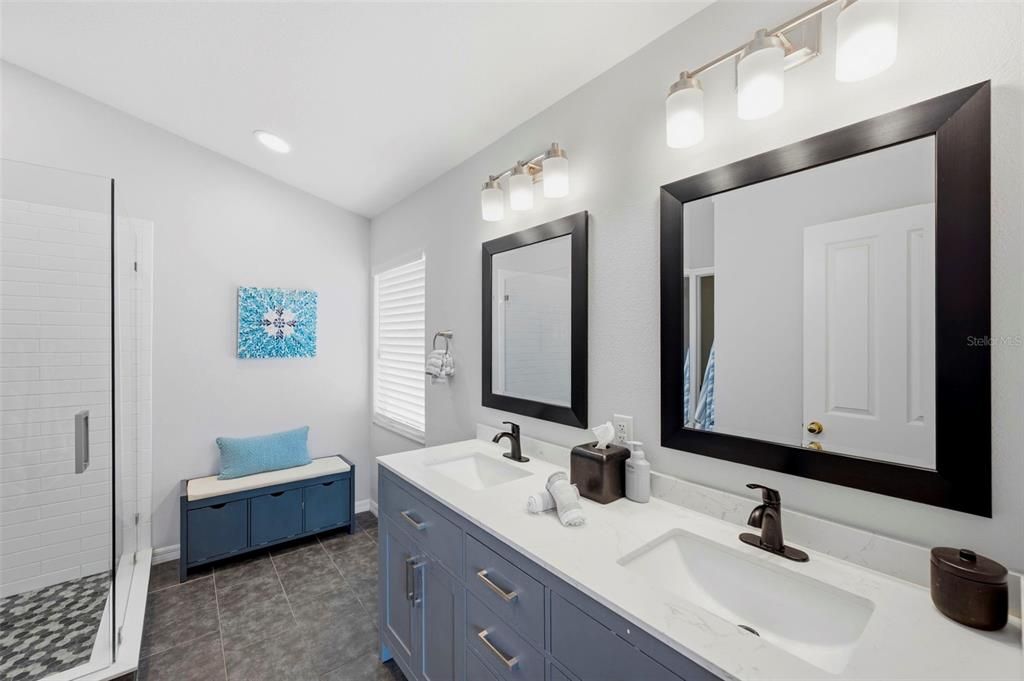 For Sale: $425,000 (4 beds, 2 baths, 2012 Square Feet)