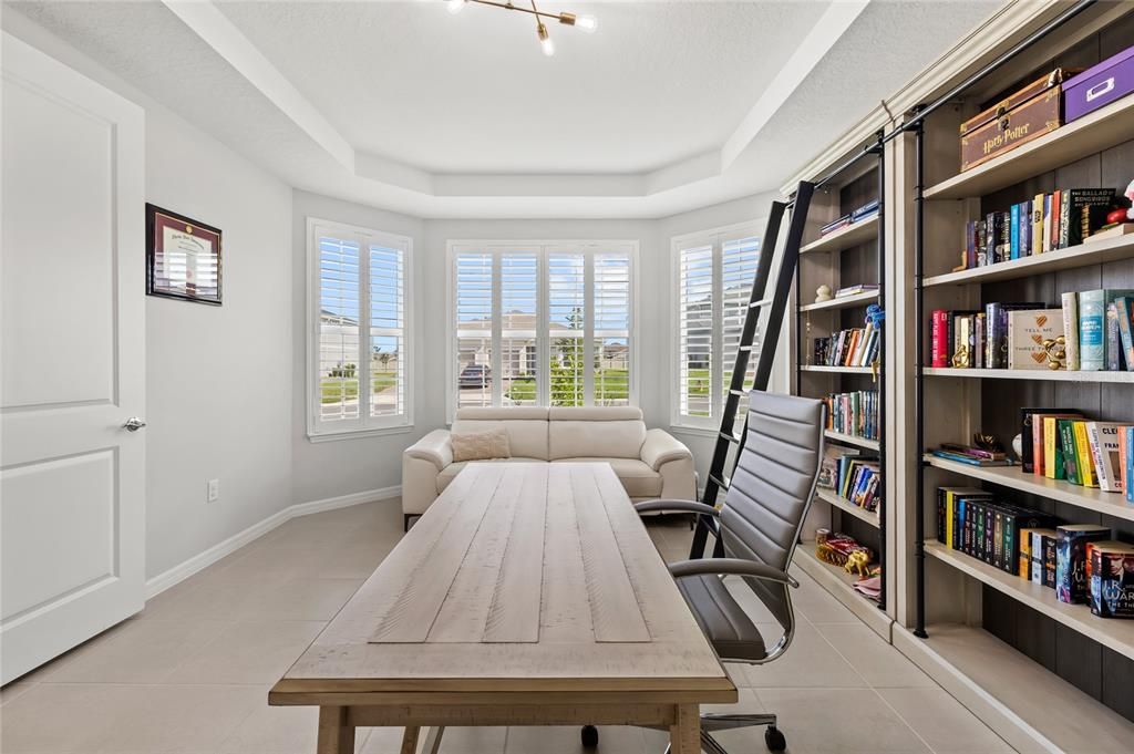 For Rent: $3,000 (3 beds, 2 baths, 2333 Square Feet)