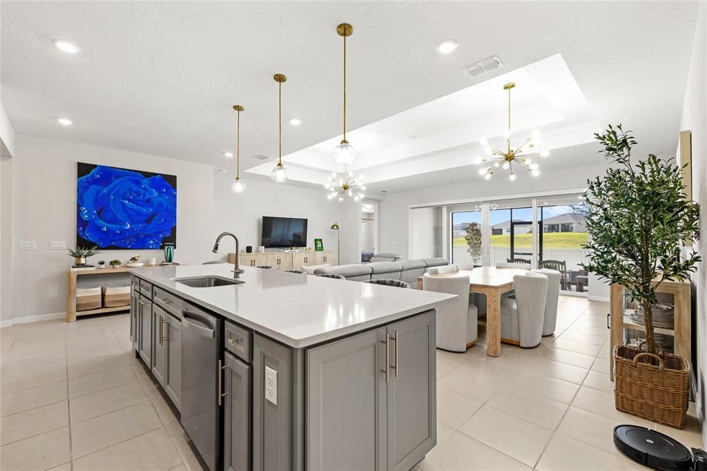 For Rent: $3,000 (3 beds, 2 baths, 2333 Square Feet)
