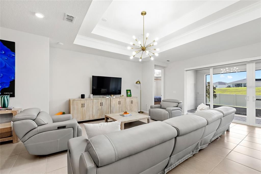 For Rent: $3,000 (3 beds, 2 baths, 2333 Square Feet)