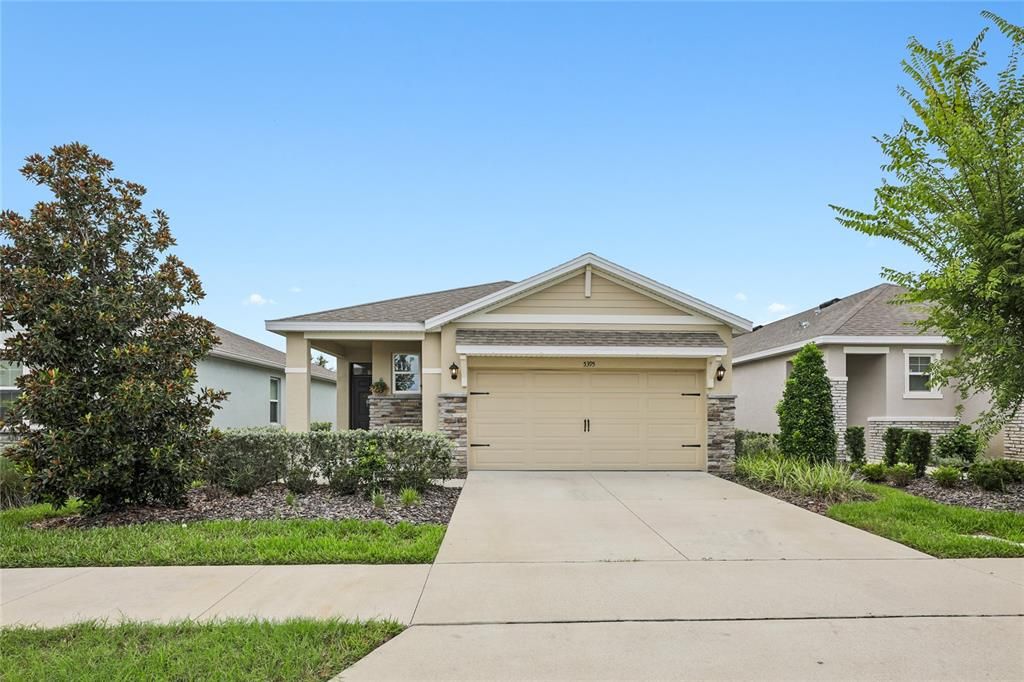 For Sale: $295,500 (2 beds, 2 baths, 1614 Square Feet)