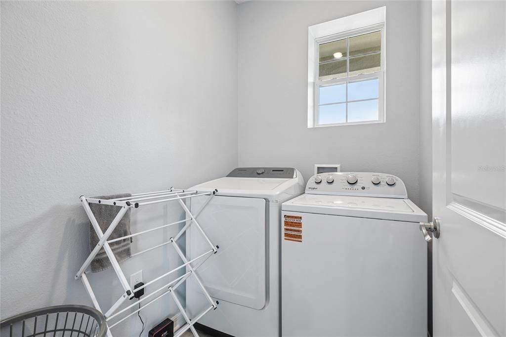 For Sale: $295,500 (2 beds, 2 baths, 1614 Square Feet)