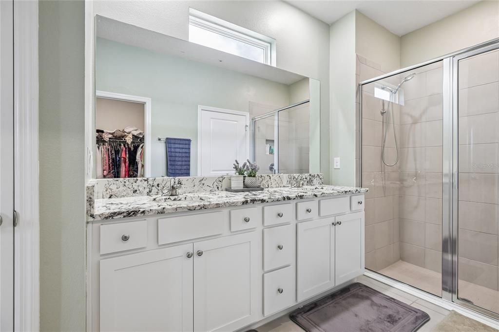 For Sale: $295,500 (2 beds, 2 baths, 1614 Square Feet)