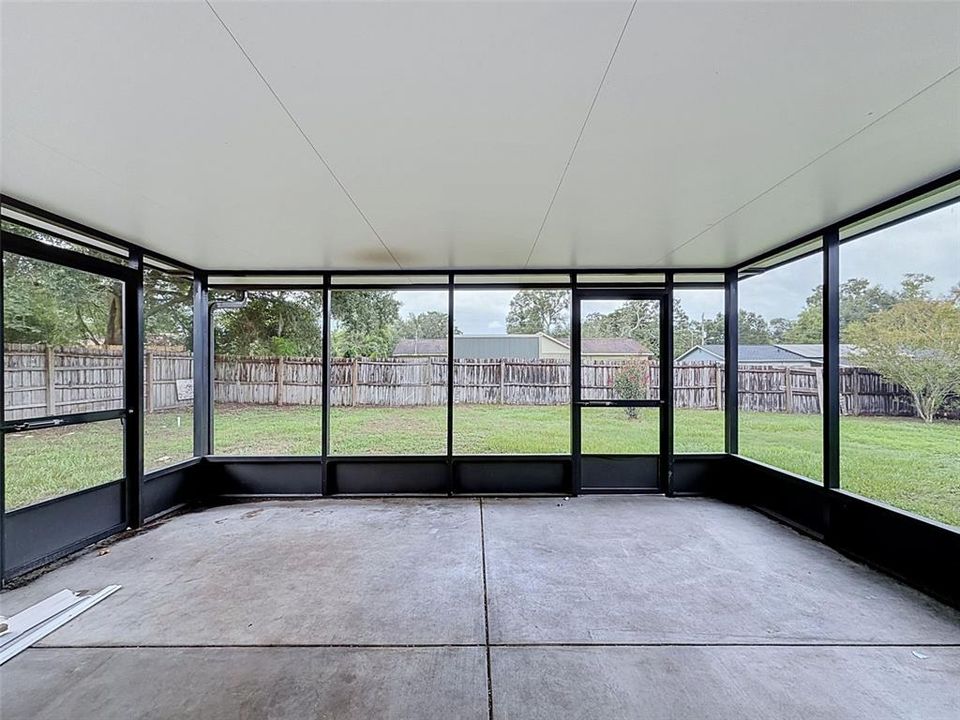 For Sale: $214,900 (3 beds, 1 baths, 1404 Square Feet)