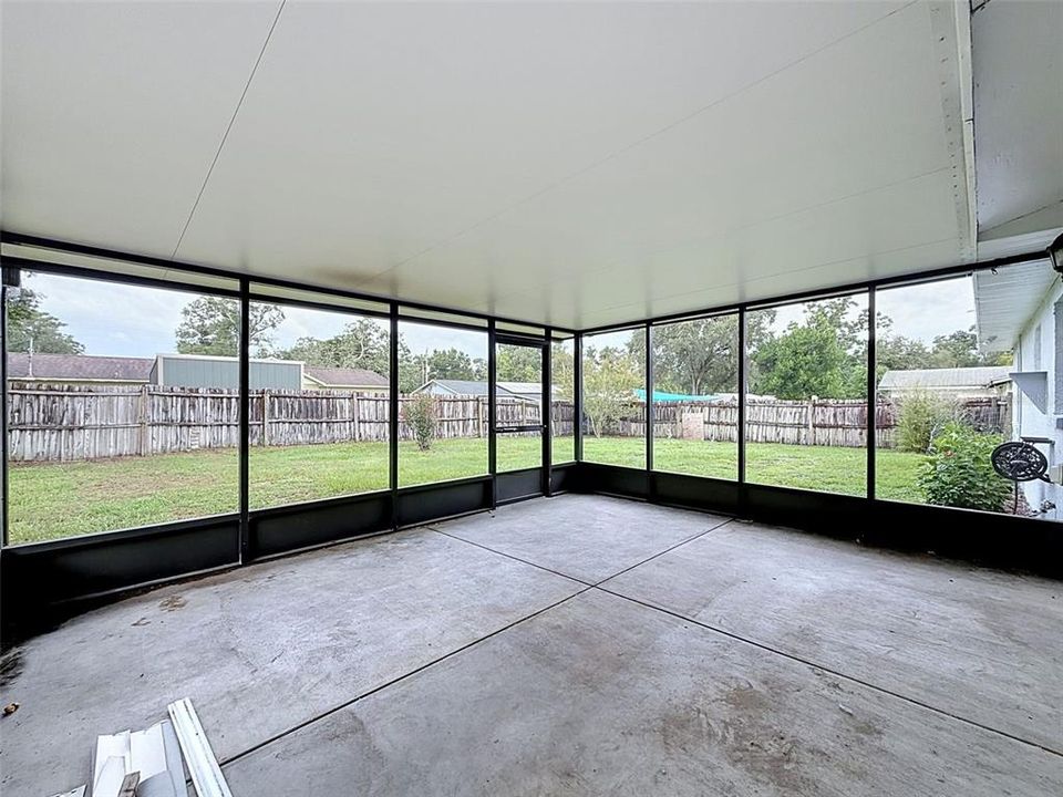 For Sale: $214,900 (3 beds, 1 baths, 1404 Square Feet)