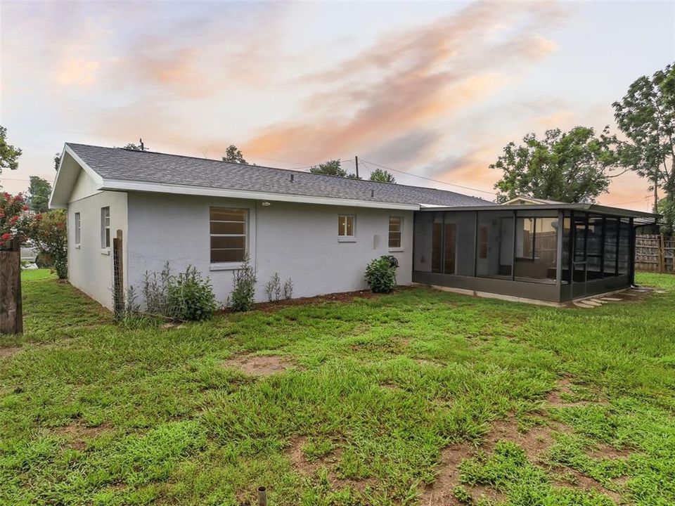 For Sale: $214,900 (3 beds, 1 baths, 1404 Square Feet)