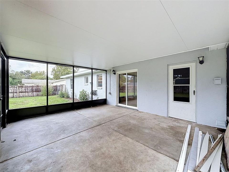 For Sale: $214,900 (3 beds, 1 baths, 1404 Square Feet)