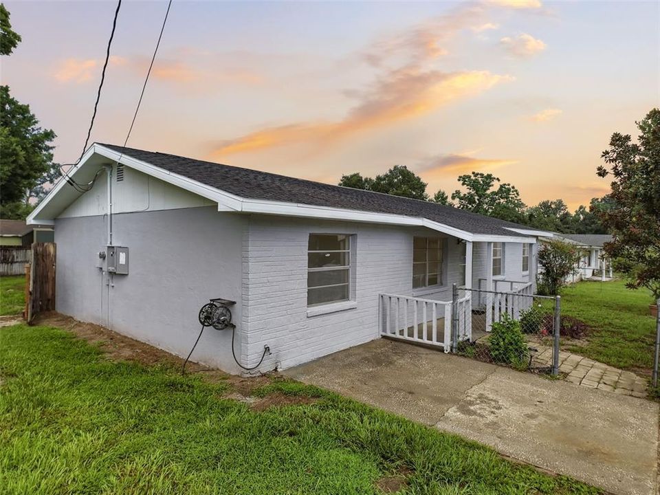 For Sale: $214,900 (3 beds, 1 baths, 1404 Square Feet)