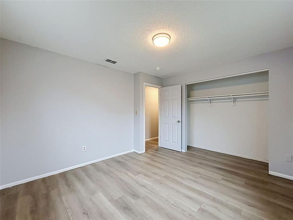 For Sale: $214,900 (3 beds, 1 baths, 1404 Square Feet)