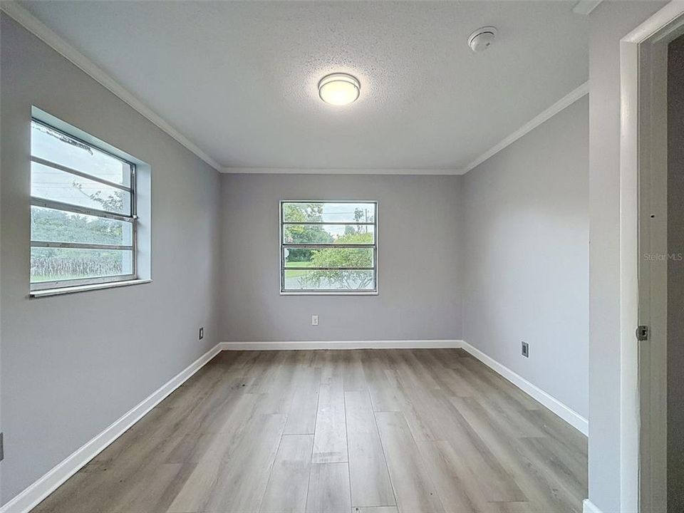 For Sale: $214,900 (3 beds, 1 baths, 1404 Square Feet)
