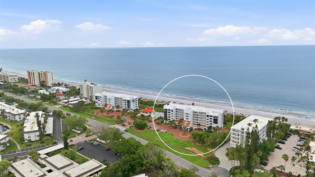 For Sale: $1,200,000 (2 beds, 2 baths, 1398 Square Feet)