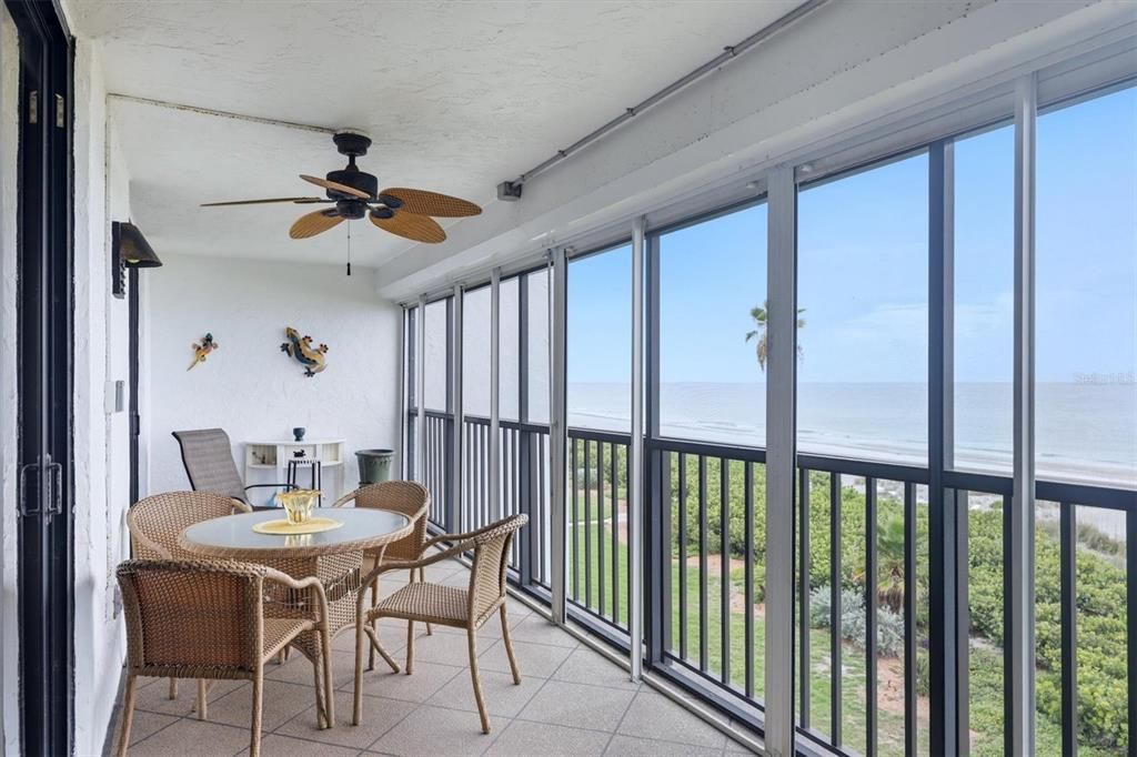 For Sale: $1,200,000 (2 beds, 2 baths, 1398 Square Feet)