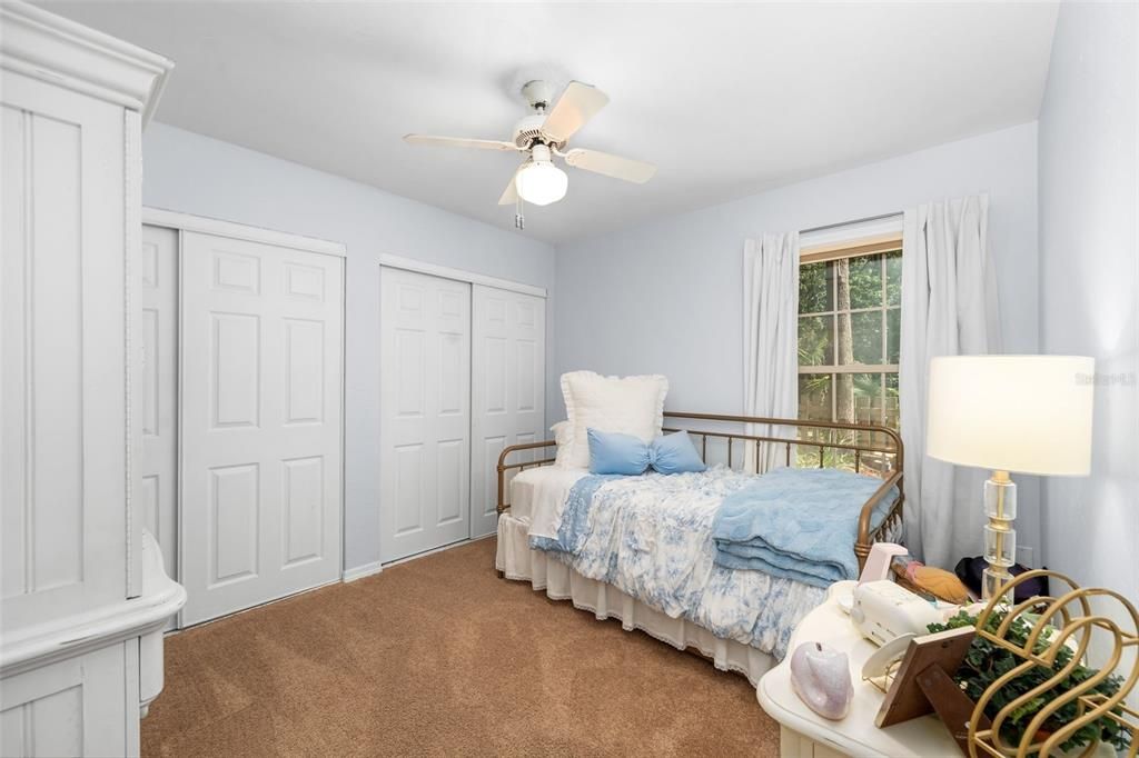 For Sale: $320,000 (3 beds, 2 baths, 1317 Square Feet)