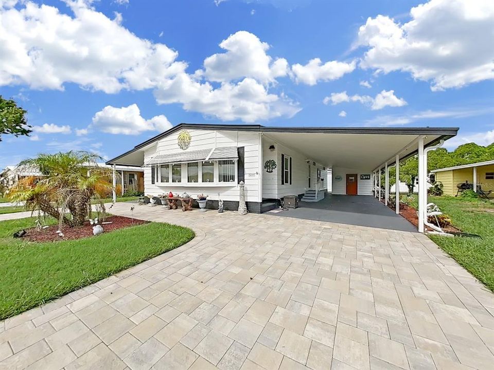 For Sale: $198,000 (2 beds, 2 baths, 1440 Square Feet)