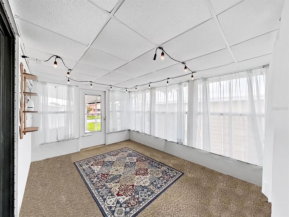 For Sale: $198,000 (2 beds, 2 baths, 1440 Square Feet)
