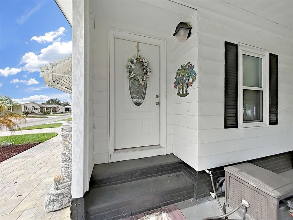 For Sale: $198,000 (2 beds, 2 baths, 1440 Square Feet)