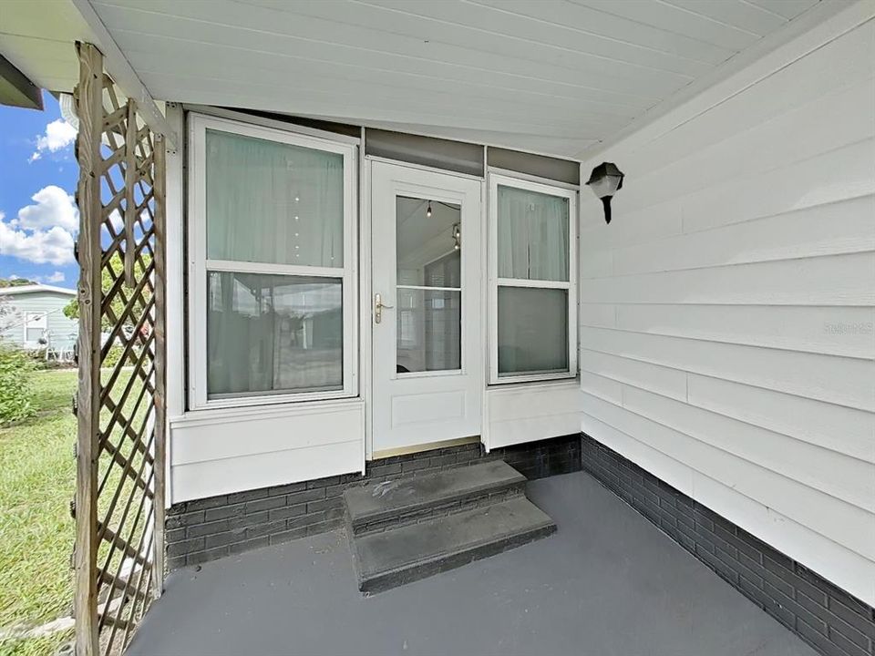 For Sale: $198,000 (2 beds, 2 baths, 1440 Square Feet)