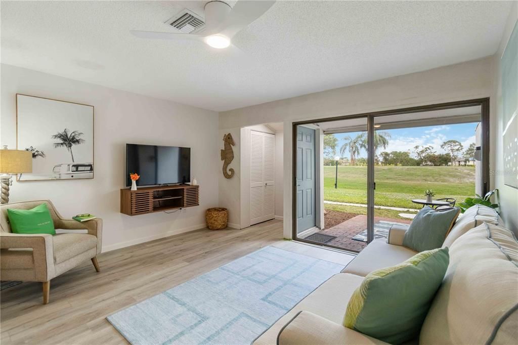 Active With Contract: $1,650 (1 beds, 1 baths, 428 Square Feet)