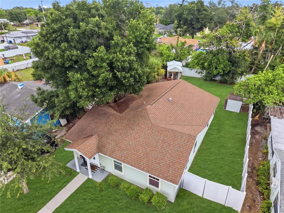 Activo con contrato: $345,000 (4 camas, 2 baños, 1472 Pies cuadrados)