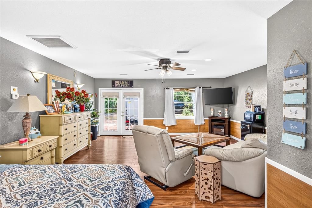 For Sale: $649,000 (3 beds, 2 baths, 2005 Square Feet)
