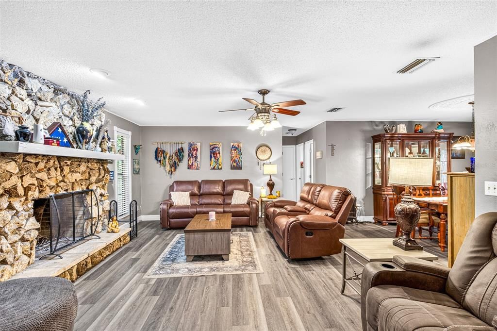 For Sale: $649,000 (3 beds, 2 baths, 2005 Square Feet)