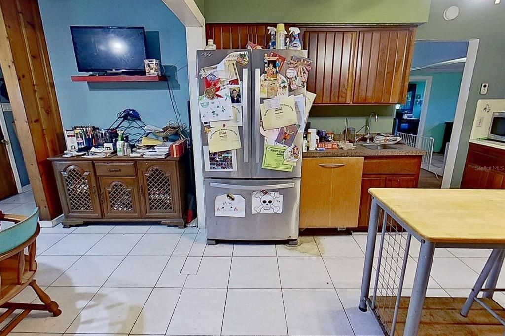 Activo con contrato: $319,000 (3 camas, 2 baños, 1474 Pies cuadrados)