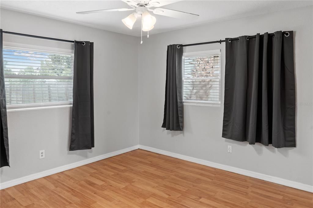 For Rent: $2,550 (3 beds, 2 baths, 1814 Square Feet)