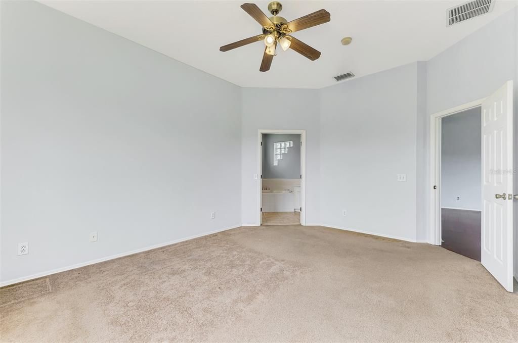 For Sale: $475,000 (4 beds, 2 baths, 2222 Square Feet)