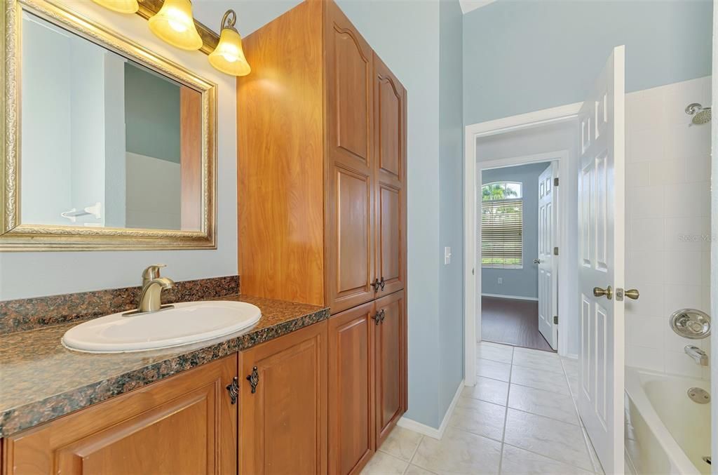 For Sale: $475,000 (4 beds, 2 baths, 2222 Square Feet)