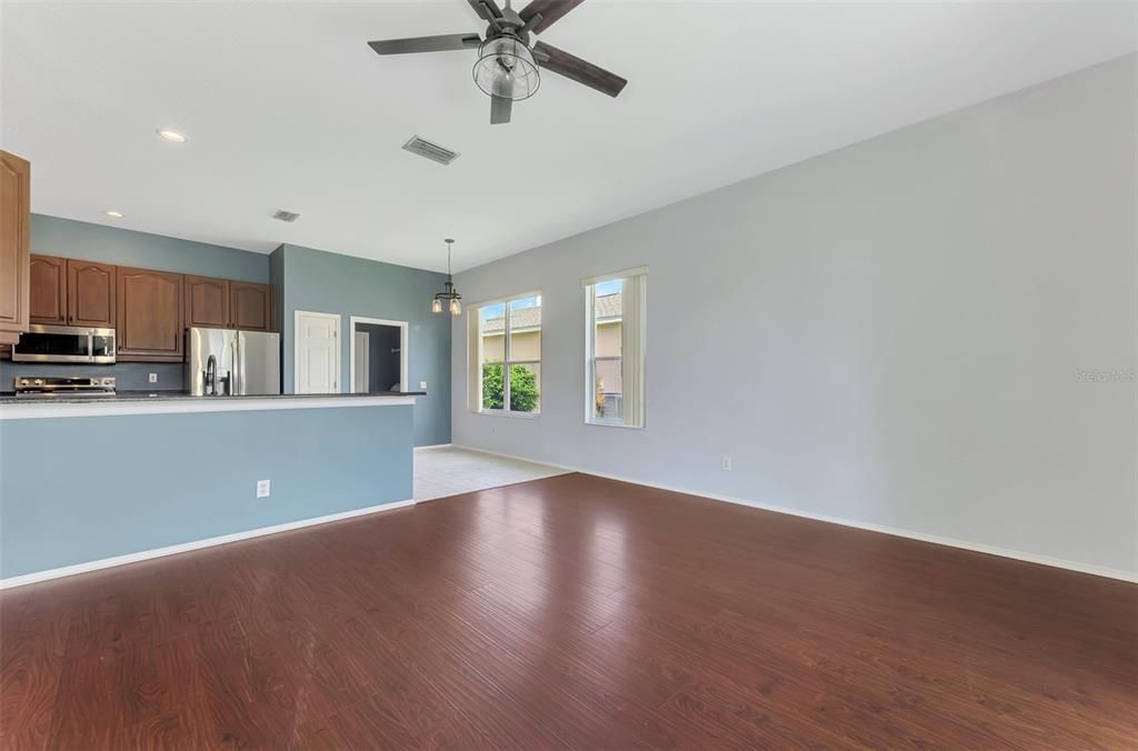 For Sale: $475,000 (4 beds, 2 baths, 2222 Square Feet)