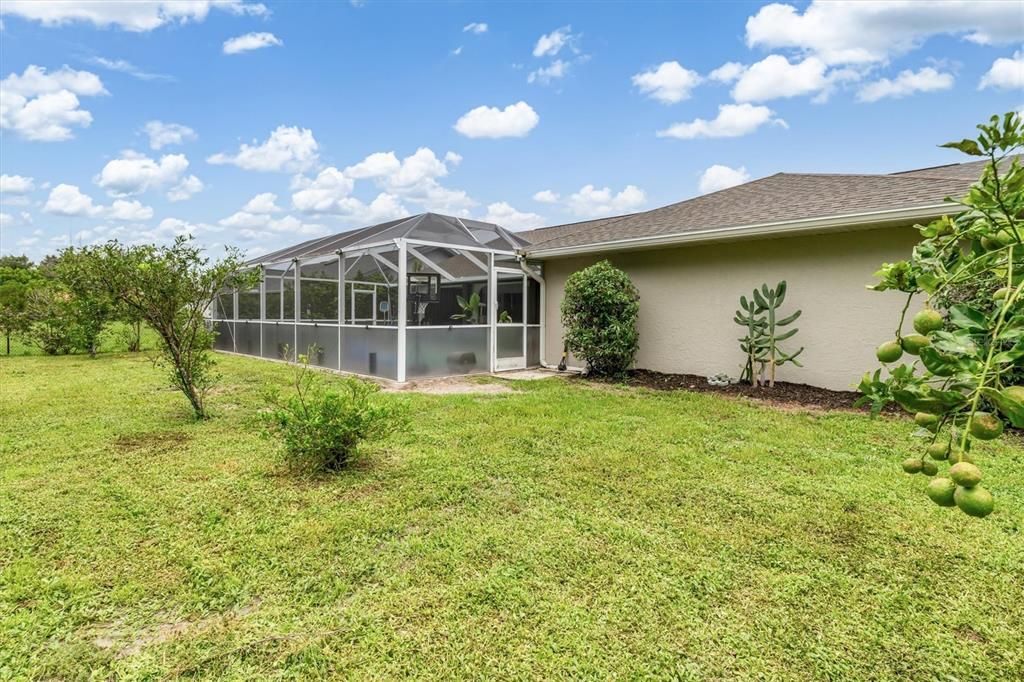 For Sale: $415,000 (3 beds, 2 baths, 1972 Square Feet)